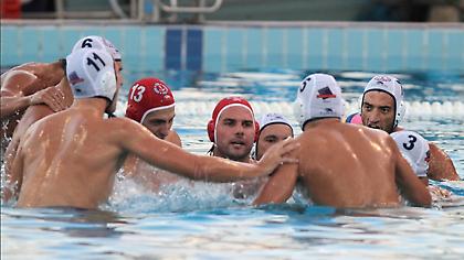 Ασταμάτητη η Βουλιαγμένη