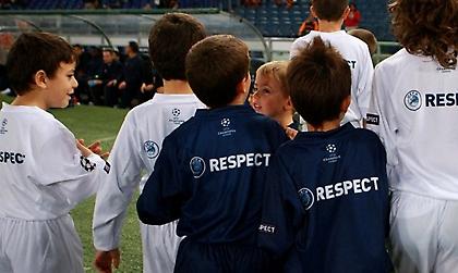 Μήνυμα κατά ρατσισμού από την UEFA