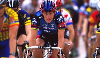 «Αποκαθήλωση» για Άρμστρονγκ