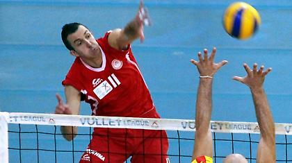 Πολύτιμος Μπόμπι