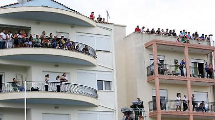 Ευτυχώς που υπάρχουν και… πολυκατοικίες