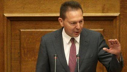 Στουρνάρας: «Αναγκαστικά τα μέτρα πρέπει να κλείσουν σήμερα»