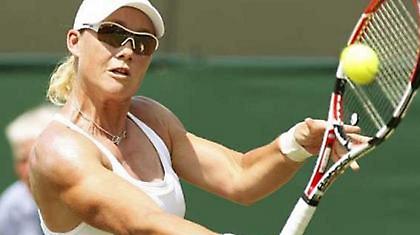 Στόσουρ αντί Κβίτοβα