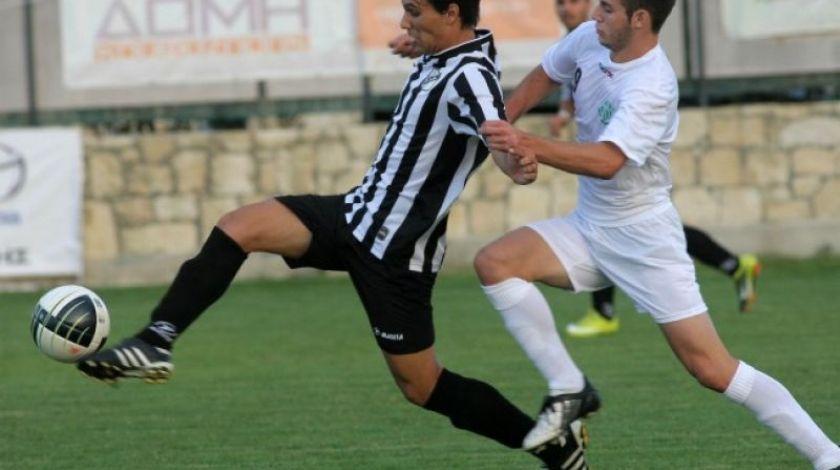 Νίκη με comeback Μπούρμπου