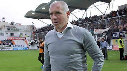 Αναστόπουλος: «Το βλέμμα μας μόνο στον Ολυμπιακό»