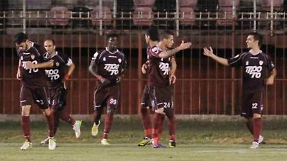 Πρώτη μέσω… Πατρών!