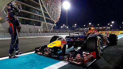 Βλέπει… ευκαιρίες ο Φέτελ