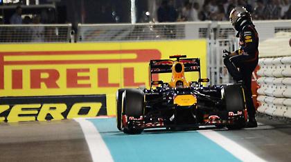 «Καινούριο» το μονοθέσιο του Φέτελ