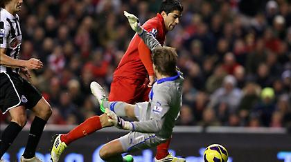 Δεν… συνεργάζεται η Λίβερπουλ! (video)