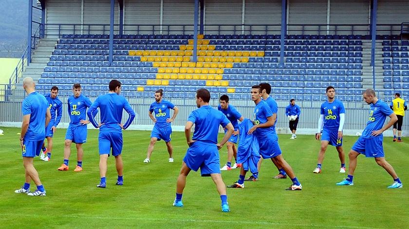 Βλέπει μόνο μπροστά…