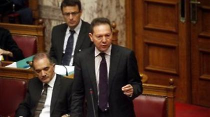 Ισοδύναμα μέτρα ζητά από την αντιπολίτευση ο Στουρνάρας