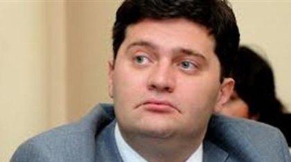 Πρώην υπουργός αντιμετωπίζει βαριές κατηγορίες κατάχρησης εξουσίας