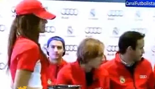 Ρονάλντο, θα φας παντόφλα (video)