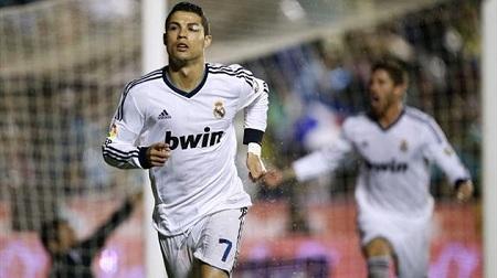 Τραυματίστηκε, σκόραρε και βγήκε (video)