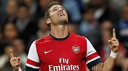 Ζιρού: «Απαντάω με τα γκολ μου»