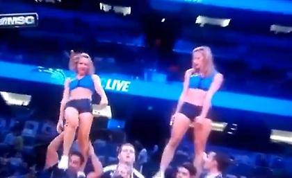 Σοβαρός τραυματισμός τσιρλίντερ στο ΝΒΑ (video)