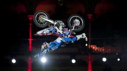 Οι καλύτερες στιγμές του Red Bull X-Fighters 2012