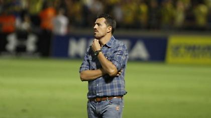 Συνεχίζουν την αναζήτηση του διαδόχου