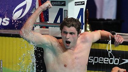 Αποχωρεί ο Ντέιβις