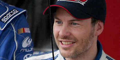 «Κάνει σαν παιδί ο Φέτελ»