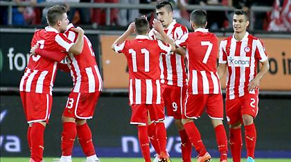 Μένει στο κόλπο…