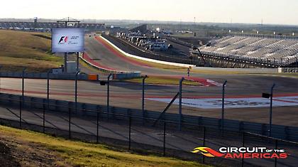 Οδηγώντας στο... δρόμο με τις λεύκες