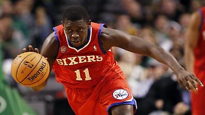 Βαριά ήττα για Μάβερικς