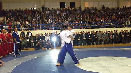 Εντυπωσιακή τελετή, δυνατοί αγώνες