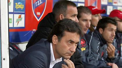 Χατζηνικολάου: «Ξέρω αν έχω προσφέρει ή όχι»