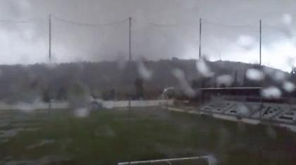 Ανεμοστρόβιλος καταστρέφει γήπεδο (video)