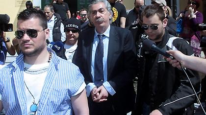Από αναβολή σε αναβολή