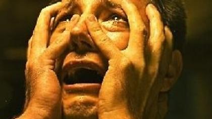 «Βιομηχανία του τρόμου» να, που παράγουμε και κάτι…