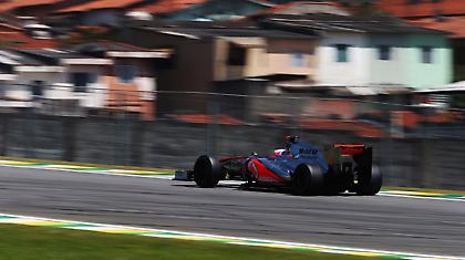 Χατ- τρικ από τη McLaren