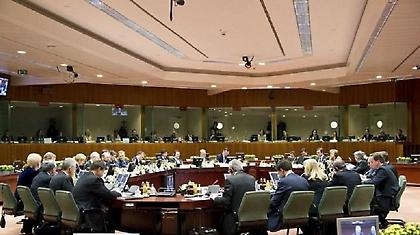 Μείωση του ελληνικού χρέους ζήτησαν οι υπ. Οικονομικών της ευρωζώνης