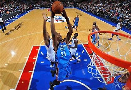 «Κεραυνός» στη Φιλαδέλφεια ο Ντουράντ!