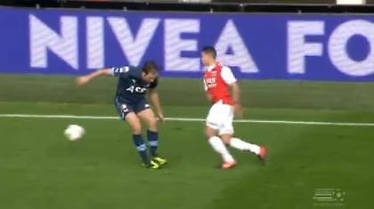 Τον χόρεψε! (video)