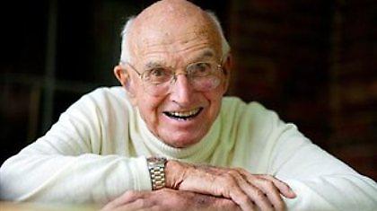 Απεβίωσε ο Νομπελίστας Τζόζεφ Μάρεϊ