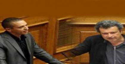 Τατσόπουλος, Κασιδιάρης… Τοίχο- τοίχο κορίτσια…