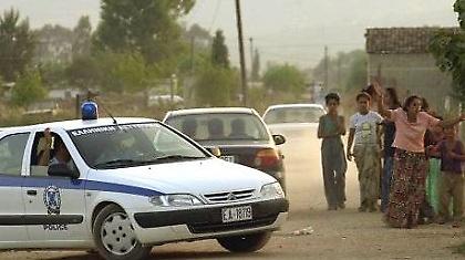 Αστυνομικοί εναντίον Ρομά