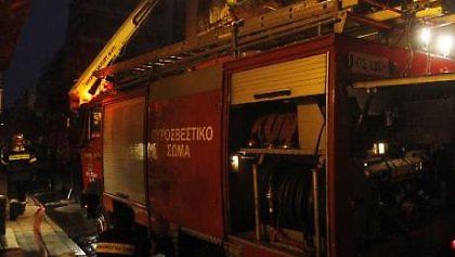 Φωτιά σε αποθήκη πλαστικών στου Ρέντη