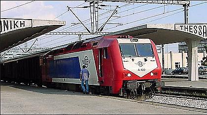 Παραλίγο τραγωδία με τρένο του ΟΣΕ