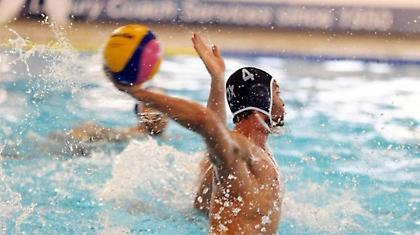 Μόνος και πρώτος!