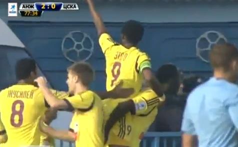 Τη νίκησε και την έπιασε (video)