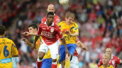 Την έχει πάρει από το χεράκι