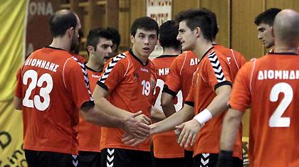 Έπεσε με... ψηλά το κεφάλι ο Διομήδης