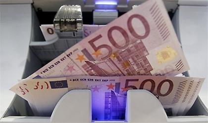 Και εφοριακοί με αδήλωτα εμβάσματα στο εξωτερικό