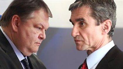 Το παρασκήνιο και οι επόμενες κινήσεις Βενιζέλου - Λοβέρδου