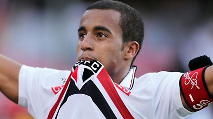 «Καθρέφτης μου ο Μέσι»