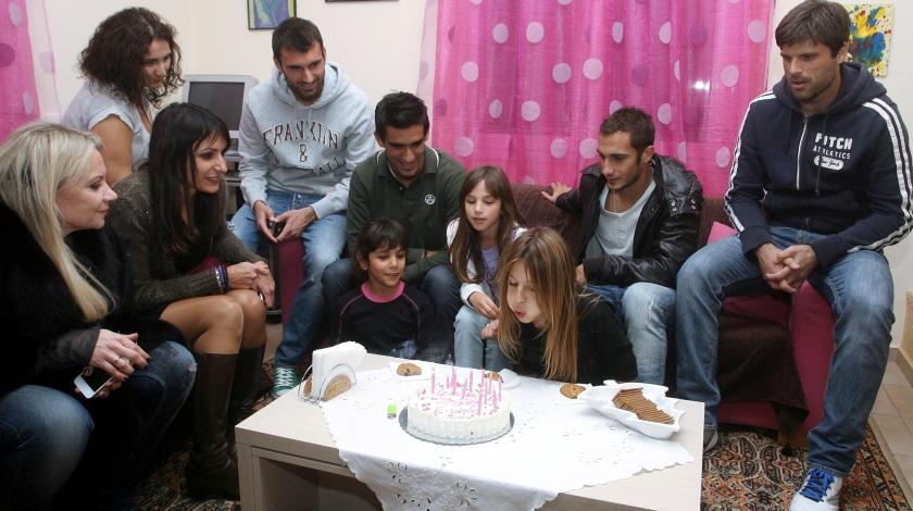 Η ΑΕΚ δίπλα στα παιδιά (pics)