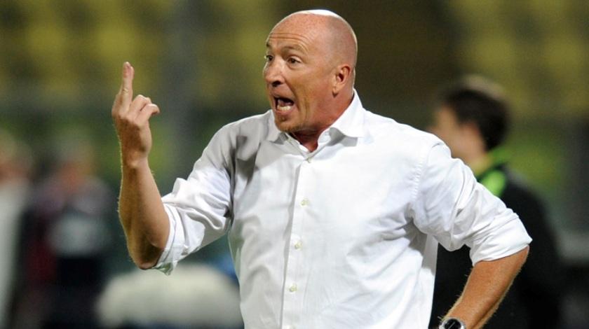 «Δυσκολέψαμε τη ζωή μας»